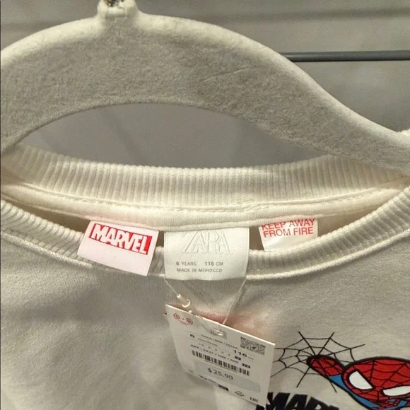 Zara Marvel Kids White Spider-Man Sweatshirt - Picture 2 of 8